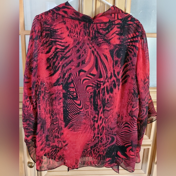 Elegant Red and Black Women's Blouse - Picture 2 of 2